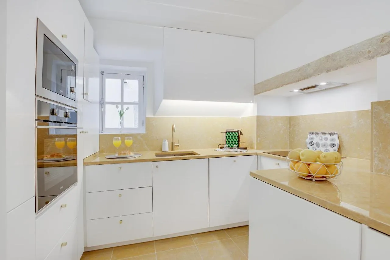 Golden Cage Chiado - Charm Historic And Cozy Διαμέρισμα Lisboa 0*,  Πορτογαλία